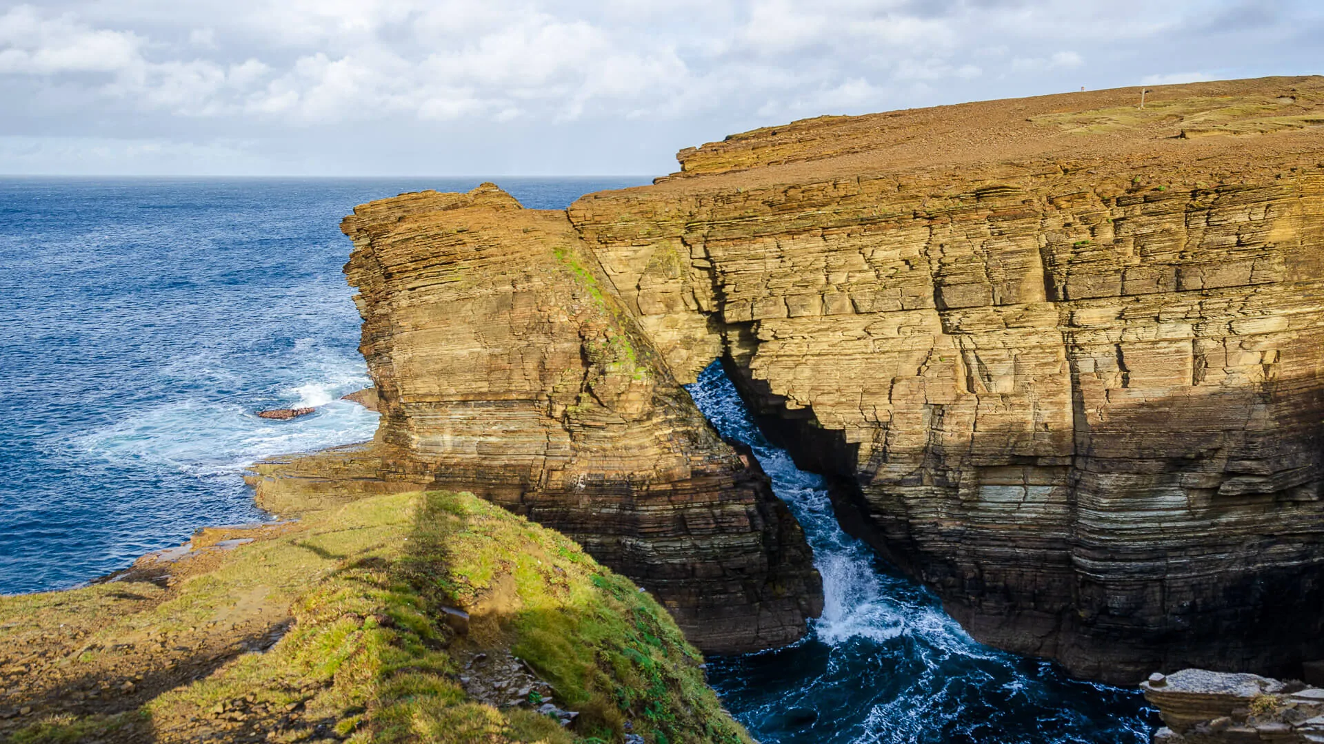 Cliffs Of Yesnaby Eindrucksvolle Kuste Der Orkneys