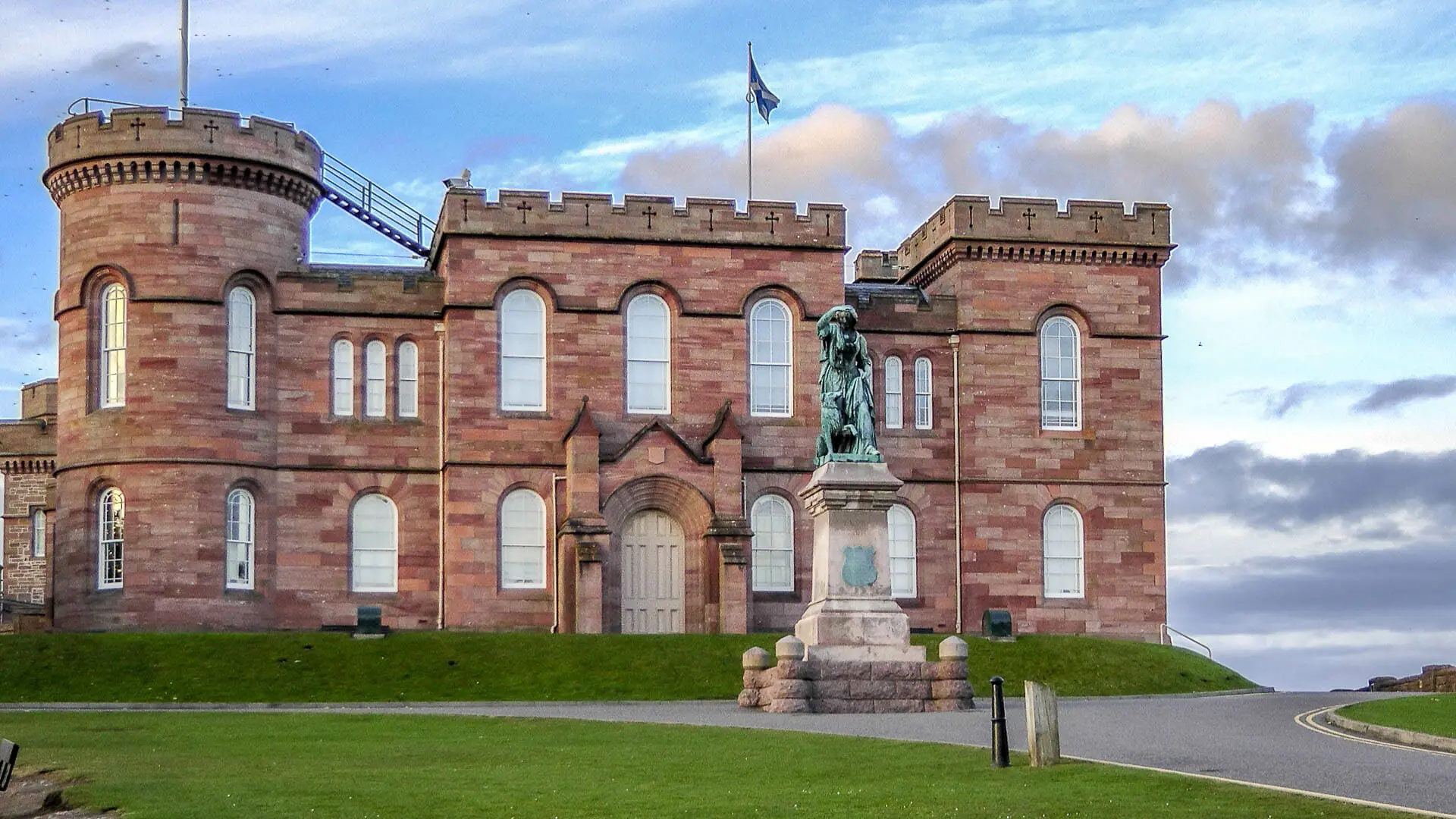 Inverness - Sehenswürdigkeiten und Infos mit Karte & Fotos (2022)