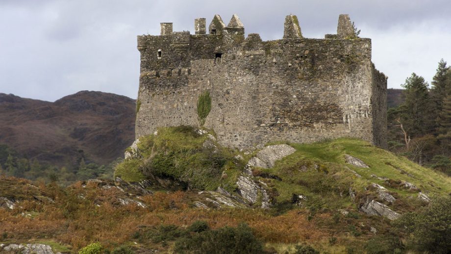 Tioram Castle