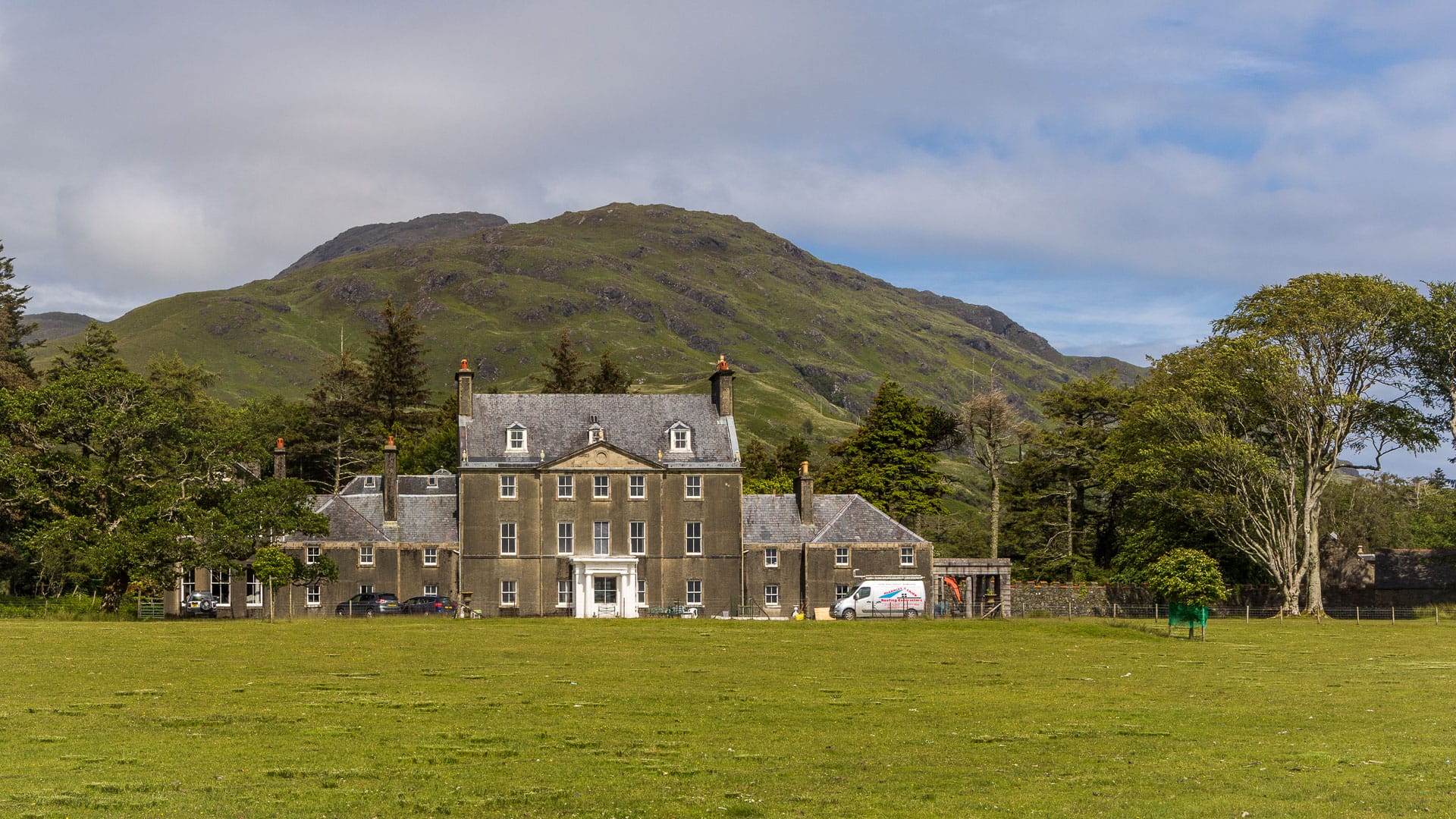 Das Lochbuie House ist ein Herrenhaus